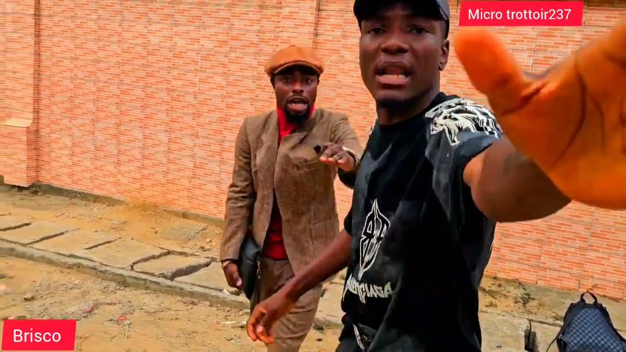 En venant gagner 50 000 FCFA il découvre la vérité et détruit mon téléphone en pleine rue à Douala