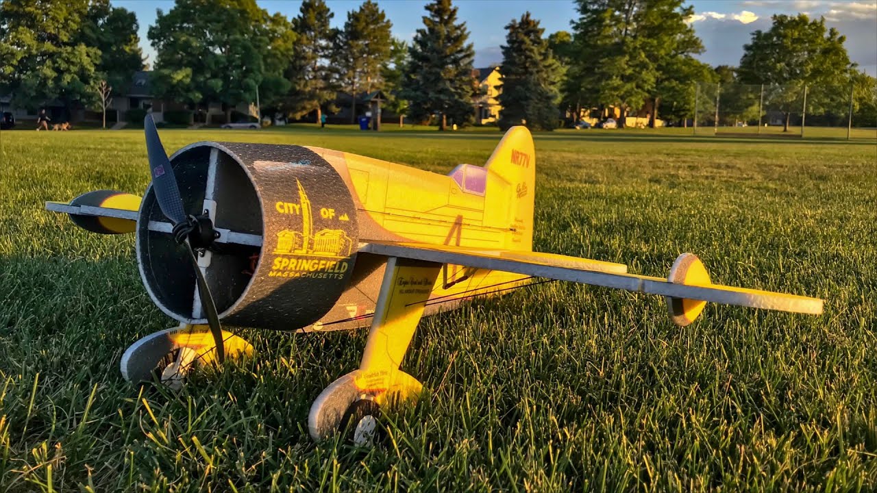 Twisted Hobbys / RC Factory 32” Gee Bee Z Candid Flight