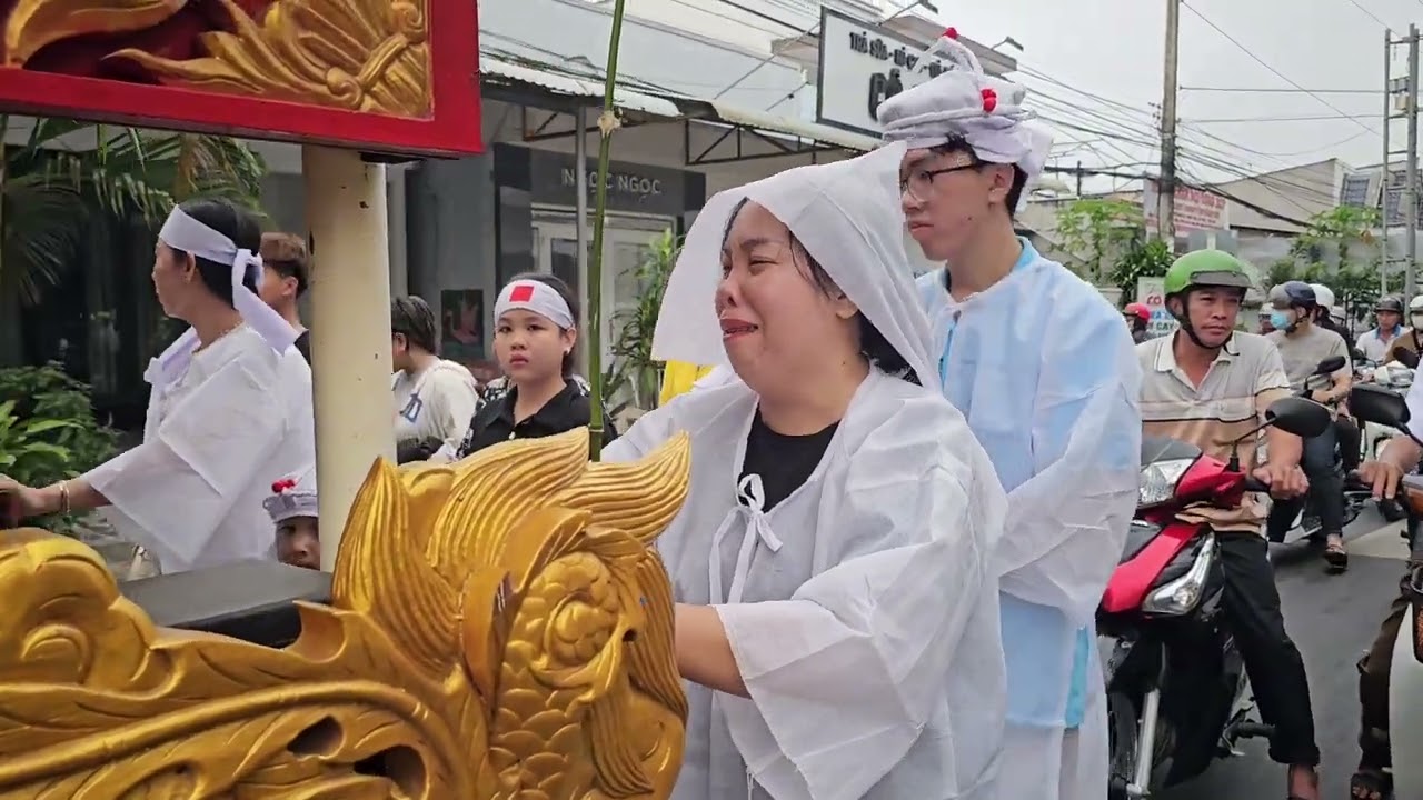 Lễ Động quan _ tiễn đưa bà về nơi yên nghỉ