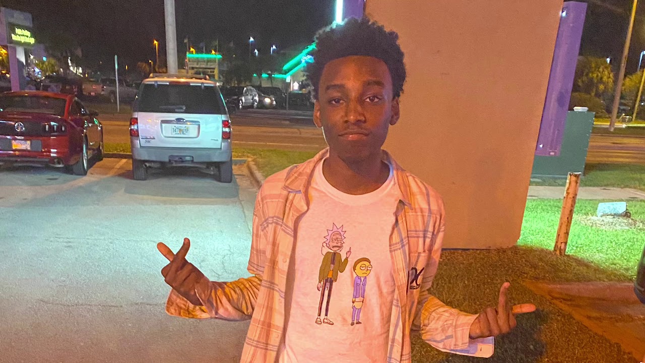 Frozonee- “Extra” (BroGanG)