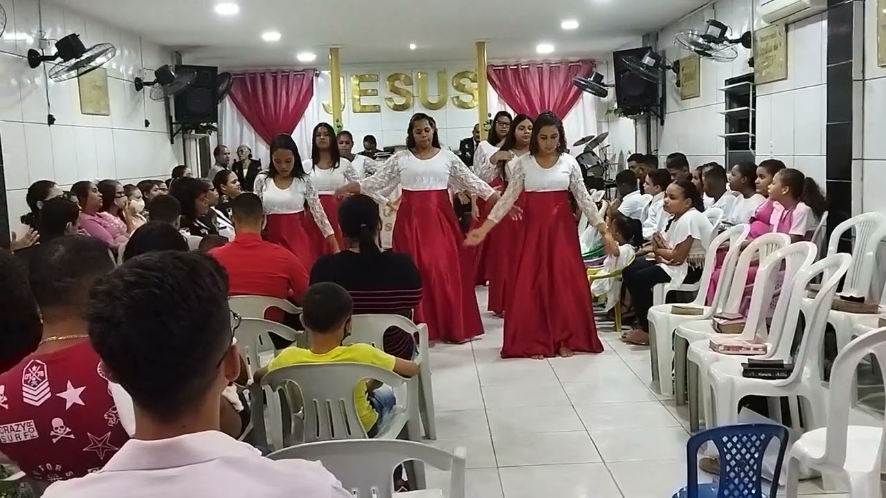 gesto Eu sou Mistério de canção e louvor ( grupo Sementes da fé )