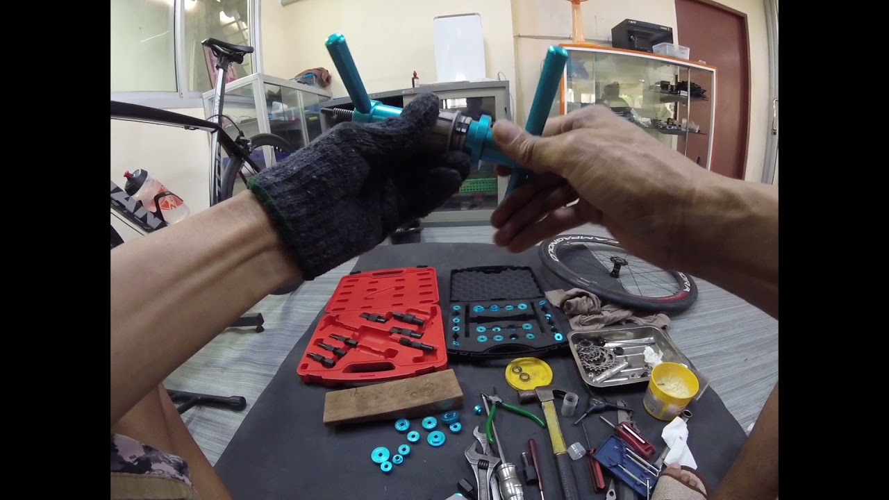 bora one hub service