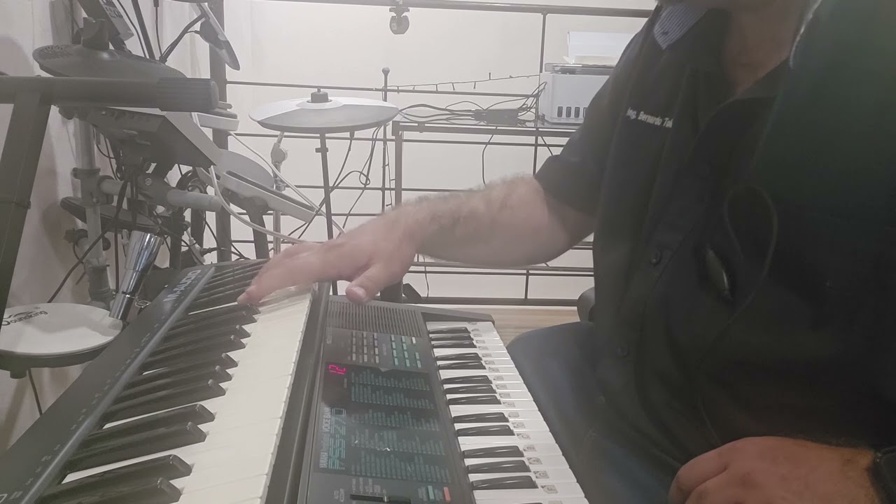 Cover- al partir- grupo pegasso- tono Fa mayor- teclado