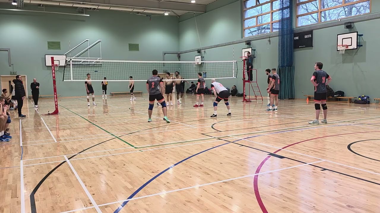 London R1vals Gold v KS Osemka Men   Set 4