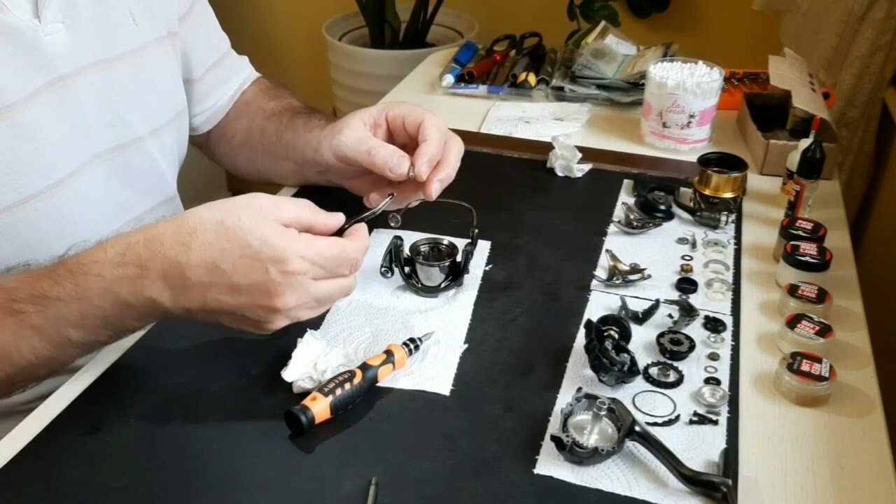 Shimano Twin Power 3000 MHG. ТО и замена главной пары.