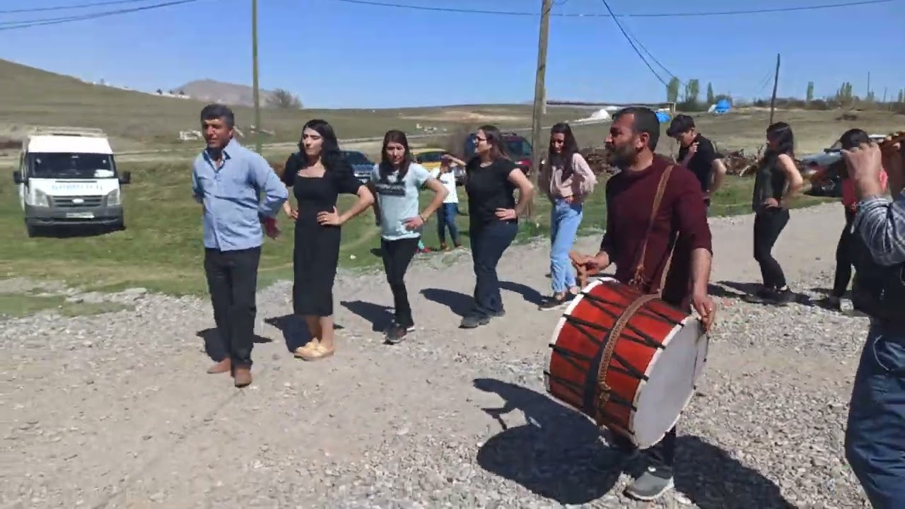 Arguvanlı Gençlerden Dellocan Halayı