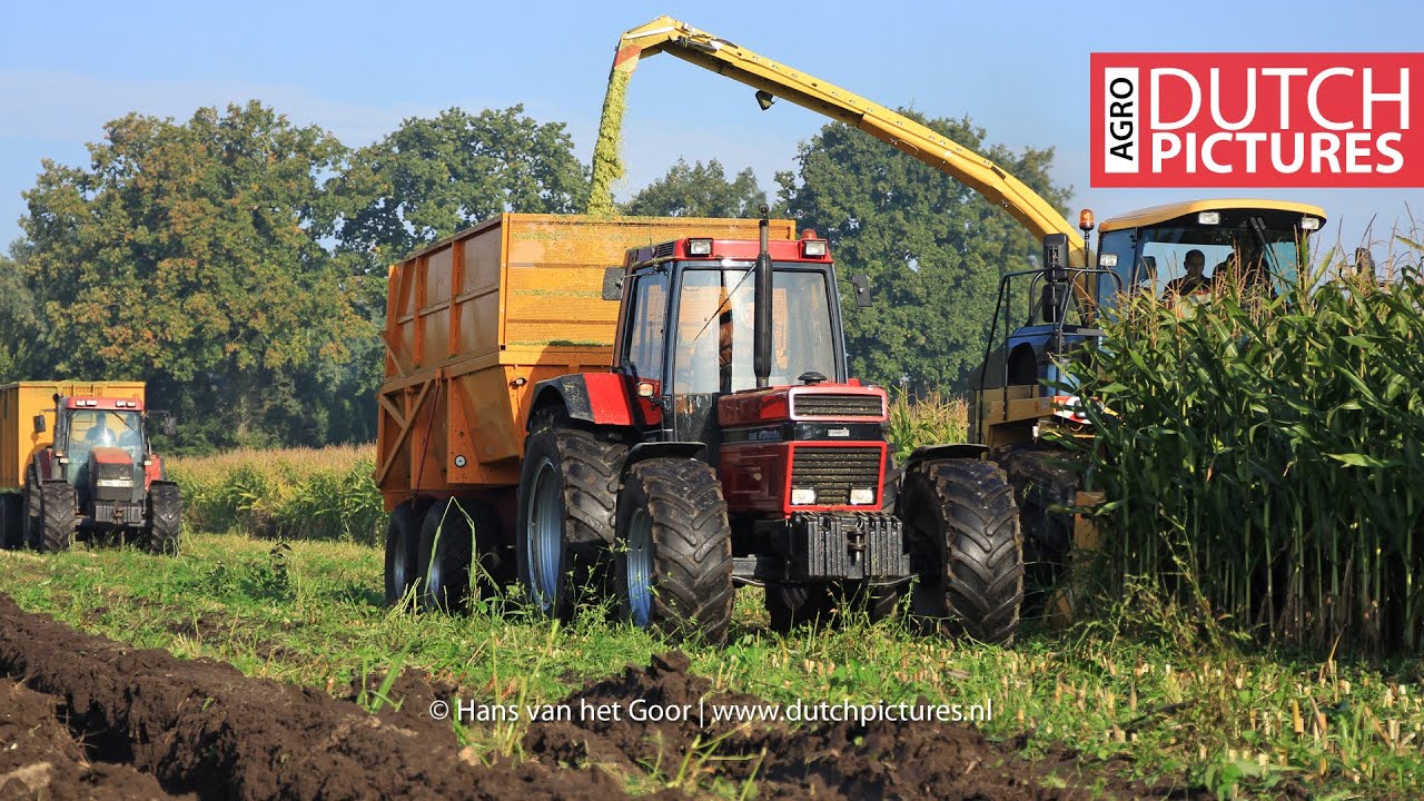 Mais hakselen 2015 + Modderen | New Holland FX450 met Case 1455 XL en Deutz 7250 TTV |Maize|Mud