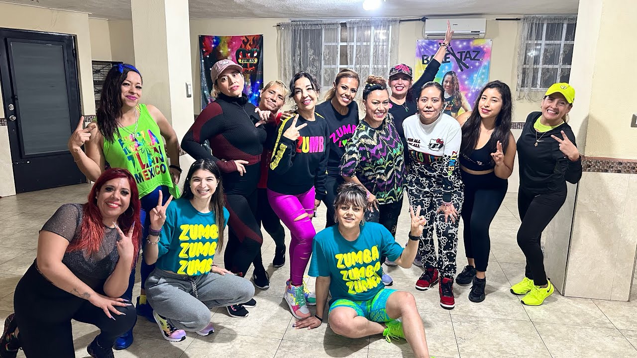 Costumbres - Cumbia remix 💃ZumbaChoreo 💃 NatalieBarrera