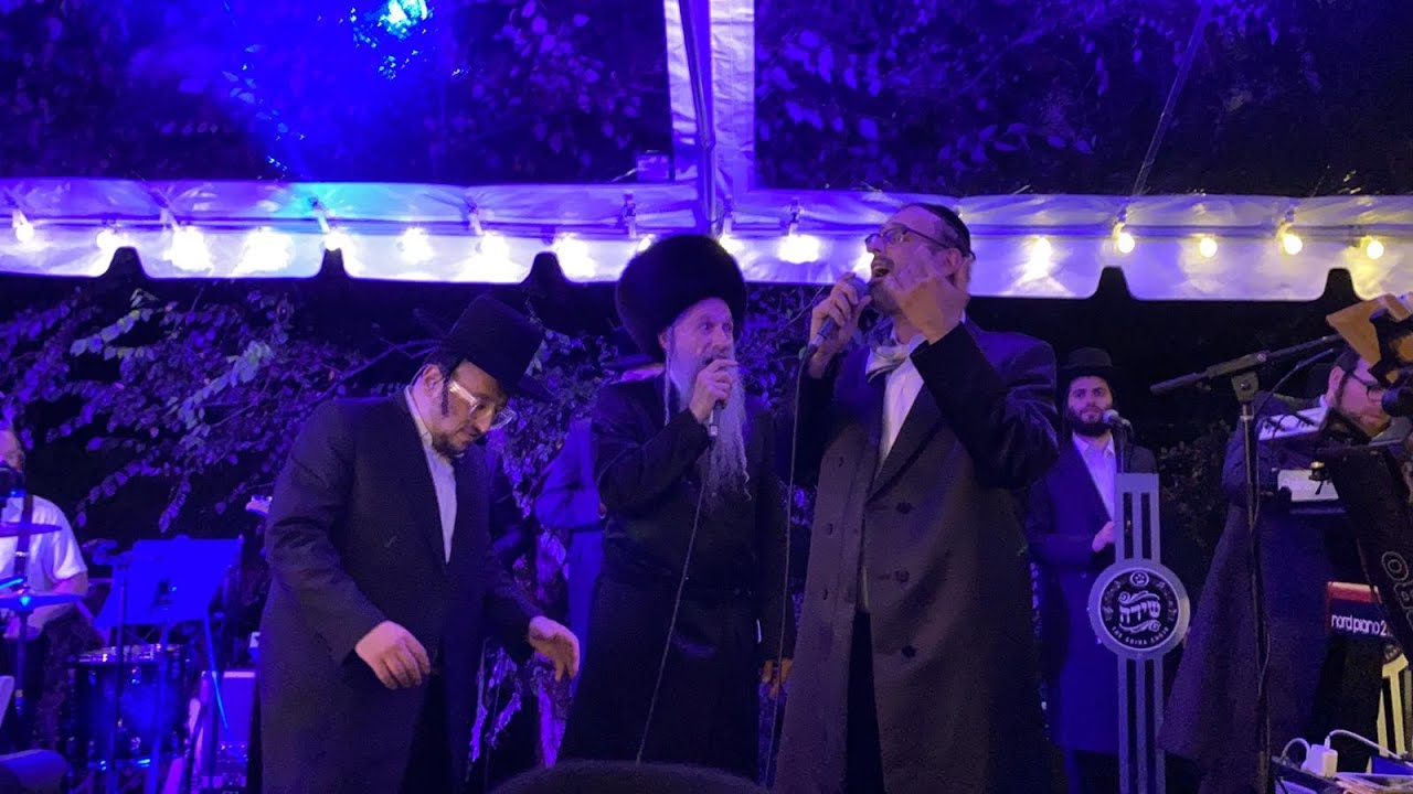 MBD Lipa Schmeltzer & Yeedle Werdyger With The Shira Choir - A Team Band