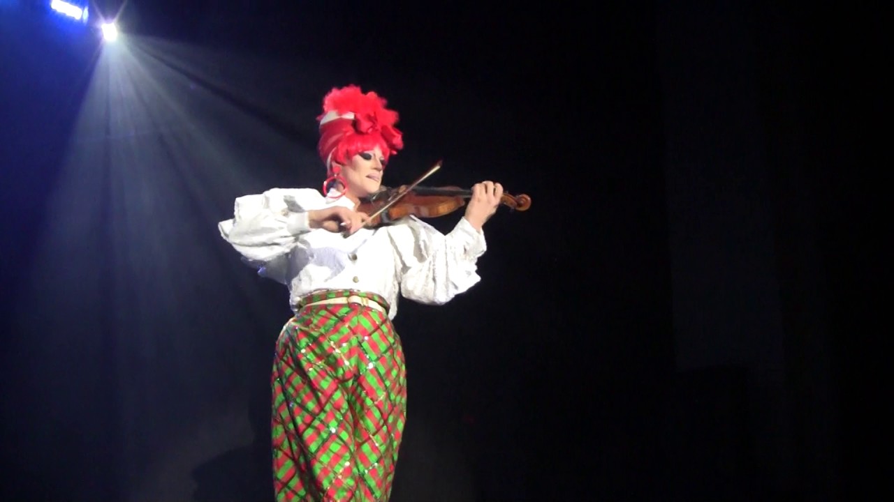 Christmas Queens - Thorgy Thor (Violin Sarajevo)