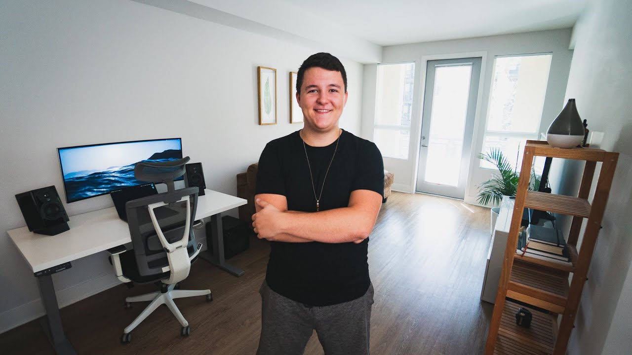 my minimalist apartment + desk setup tour
