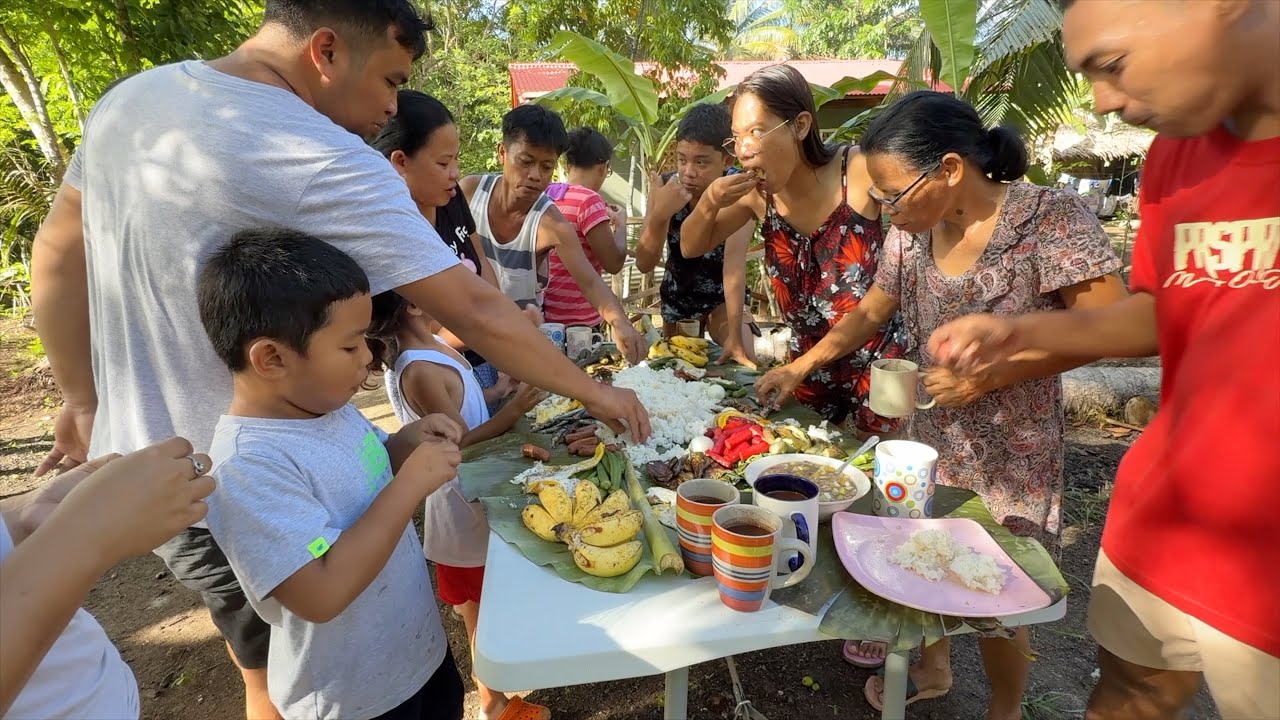 Breakfast Boodle Brawl in Bohol