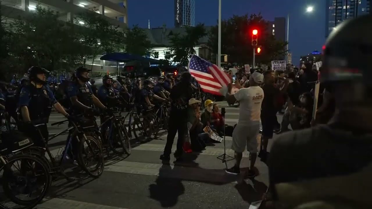 No Kings Austin protest: Police tell protesters to move out of road, protest disperses minutes later