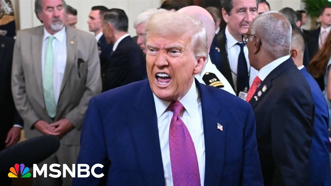 'It's all fake, there's no deadline': Insider reveals Trump's trade deal game