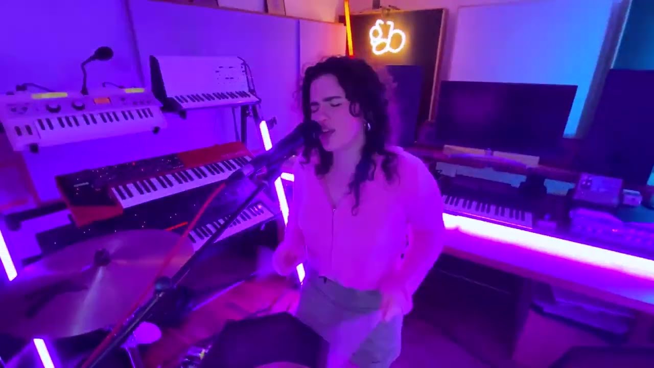 Georgia - Running Up That Hill (Home Studio)