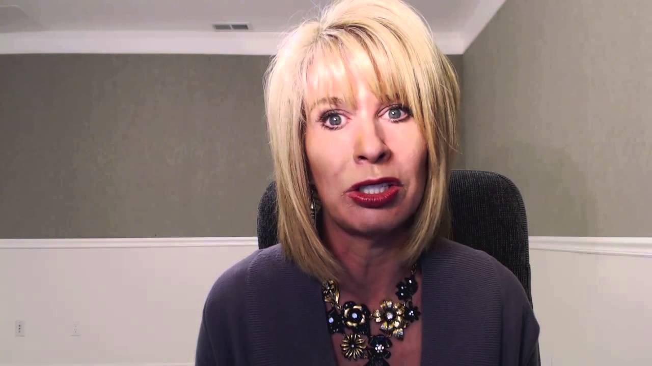 Signs he/she likes you only as a friend; Your crush is not interested