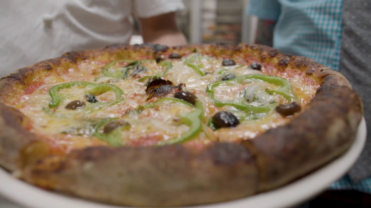 Making Italian Pizza @ Zambri's Trattoria Restaurant: Victoria Community Spotlight