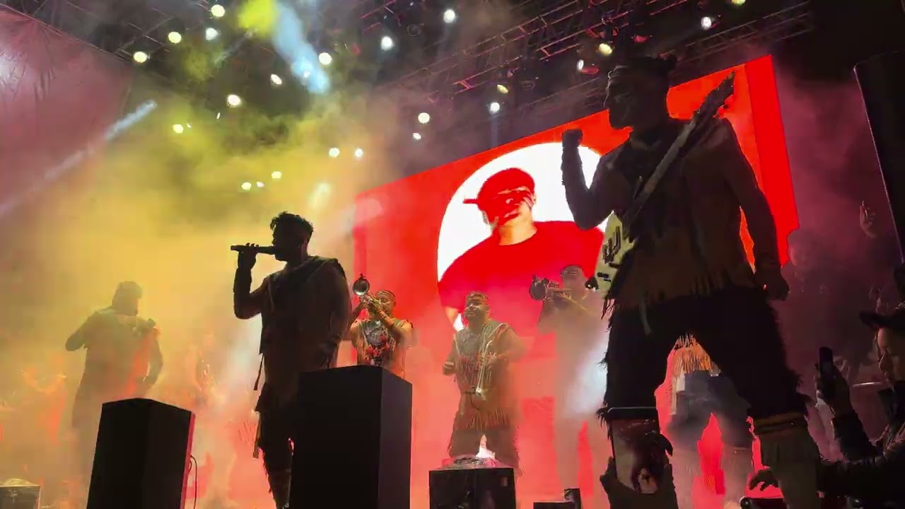 Banda Cuisillos - Presentacion (Vanidosa, solita)