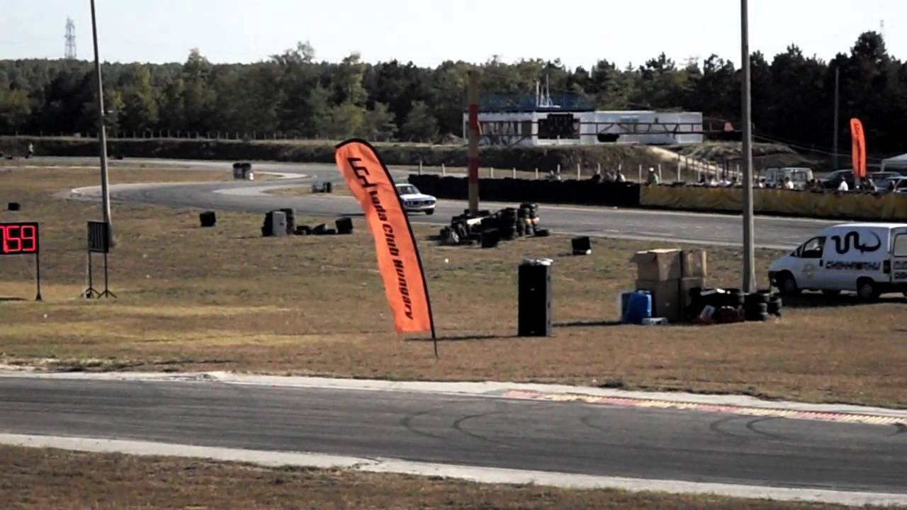 BMW E9 CSL Drift @ Kakucsring.MP4