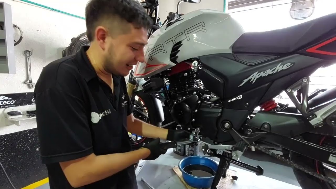 Cambio de aceite tvs apache 200 rtr 4 valvulas
