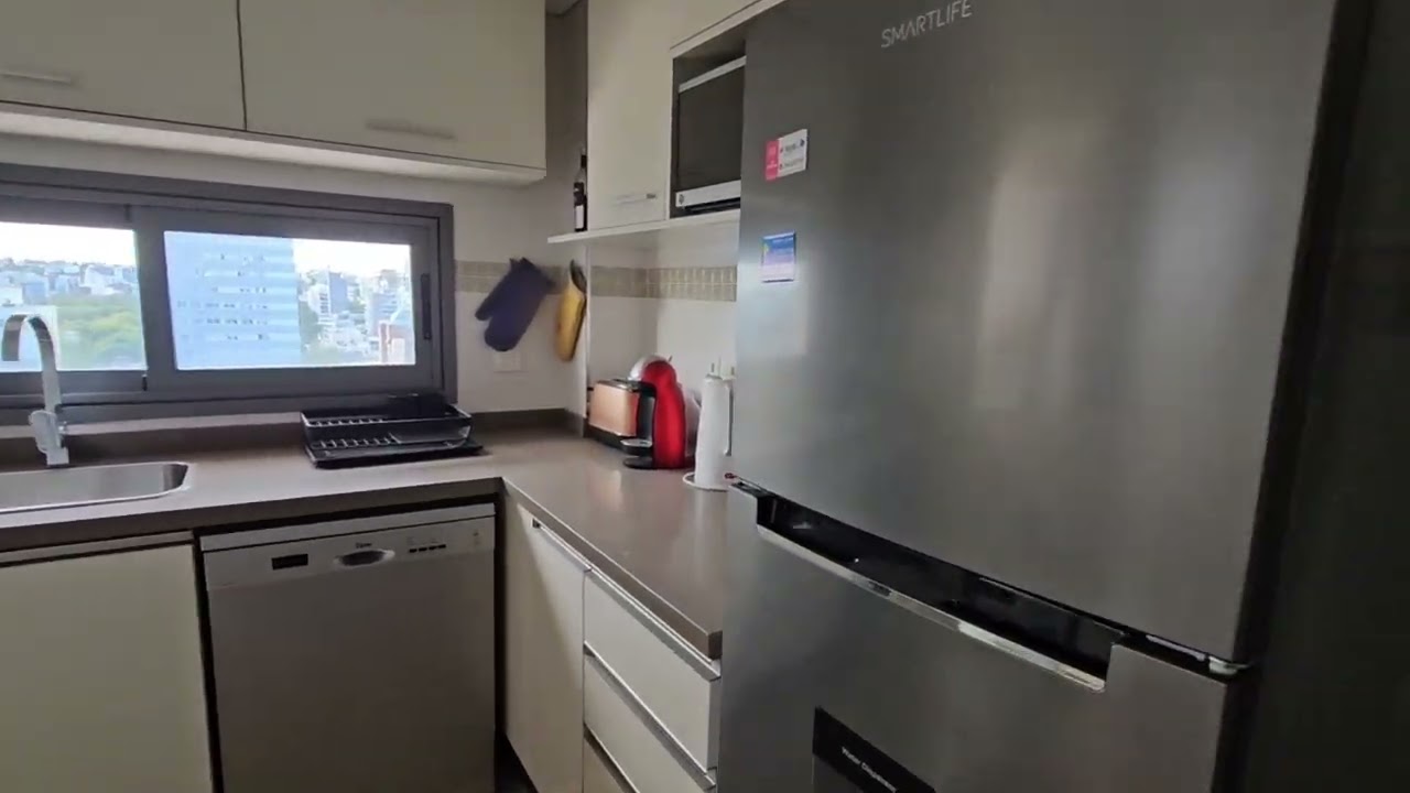 VENTA APARTAMENTO EN PUNTA CARRETAS 
