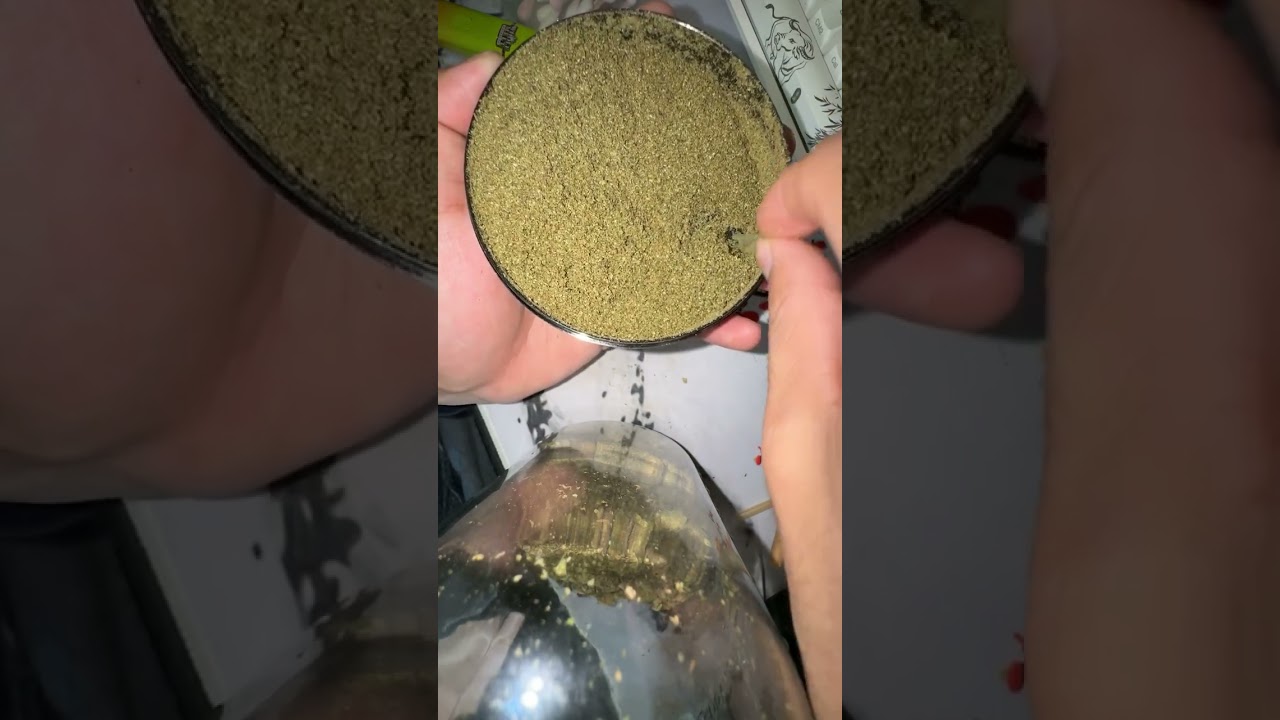 MY GRINDER HAS A HIDDEN COMPARTMENT ! #Weed #Weedtube #Kief #Lucky #ASMR