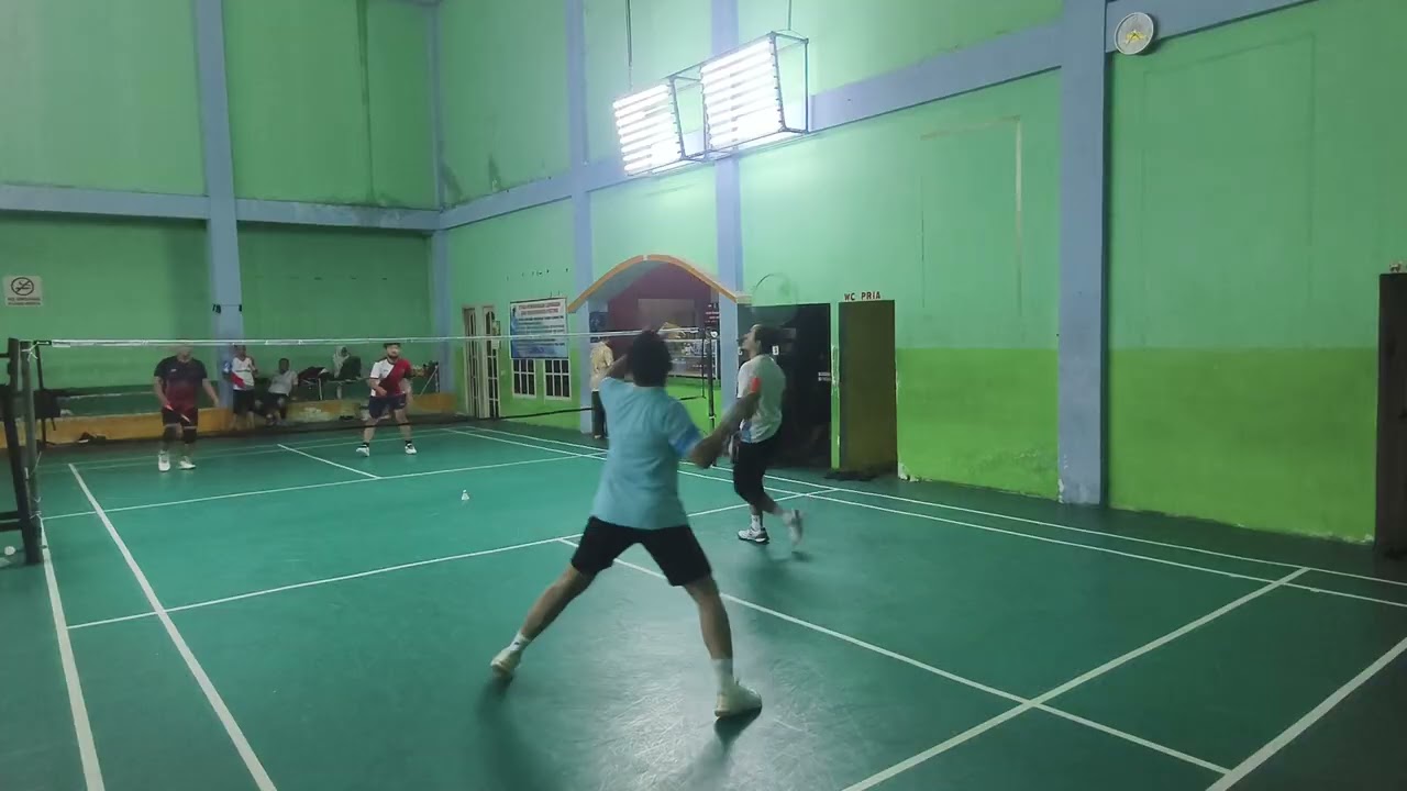 3 februari 2026. Match 2 set 1.