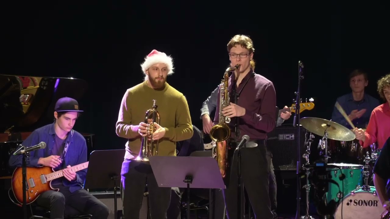 Jazzy Buskers ( Live at Jazzhall) - Love the Feeling 