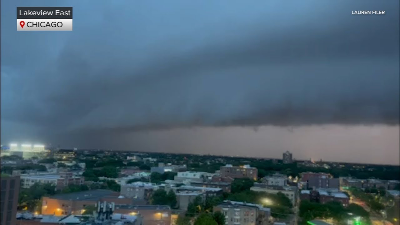На видео: торнадо и штормы, обрушившиеся на Чикаго и окрестности