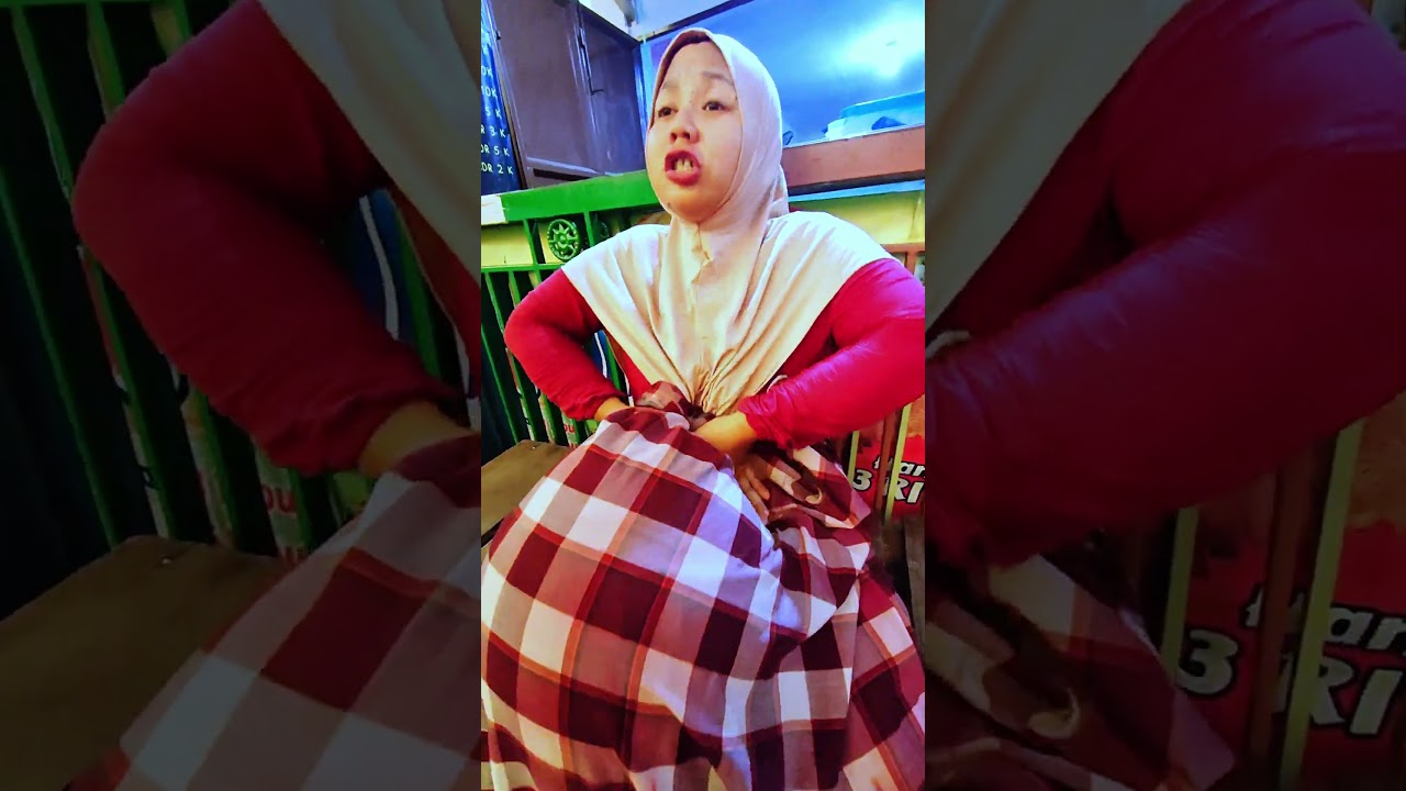 Ibu Hamil Lucu Melahirkan Bayi Aneh 