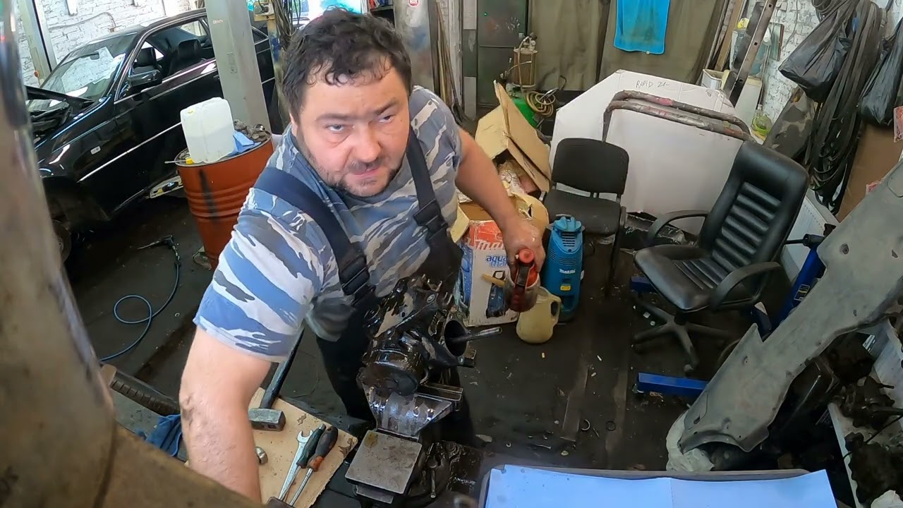 переборка рулевого редуктора от Мерседес W140