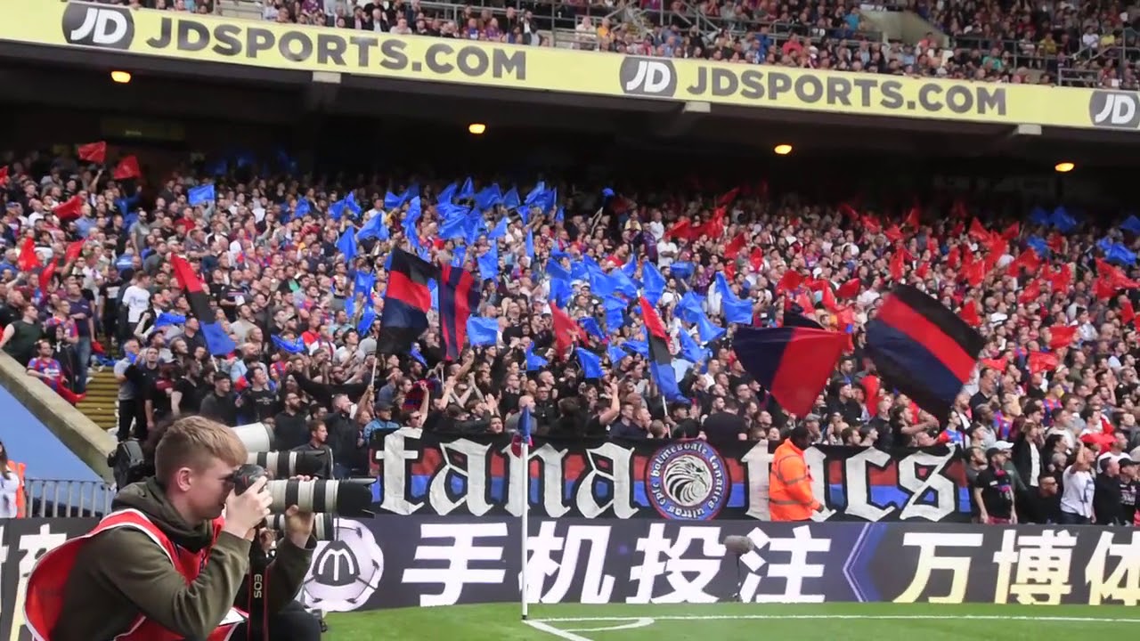Palace - Huddersfield (Holmesdale Display at Kick Off)