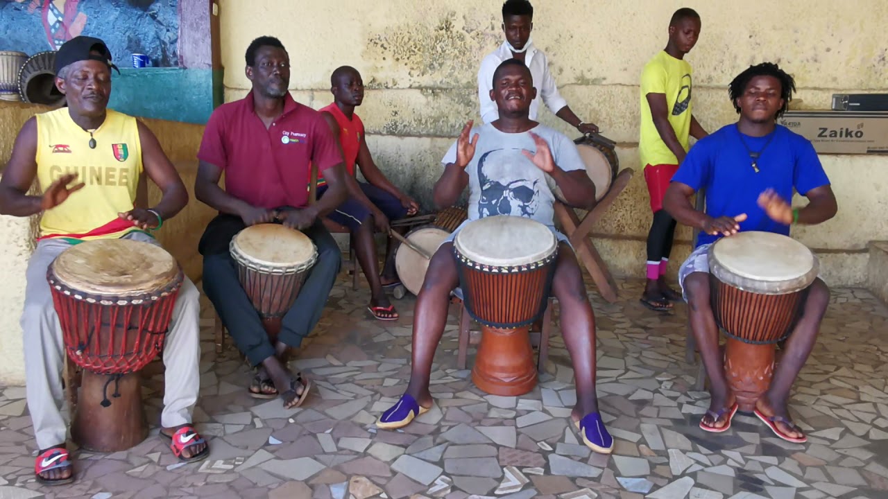 Konkoba avec Billy konate djembe tradition