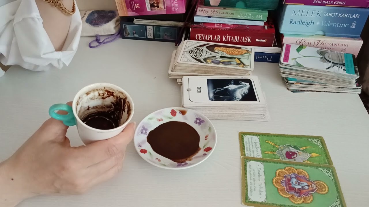 Akrep burcunun niyetini tut dinle 25 Şubat kahve tarot açılımı