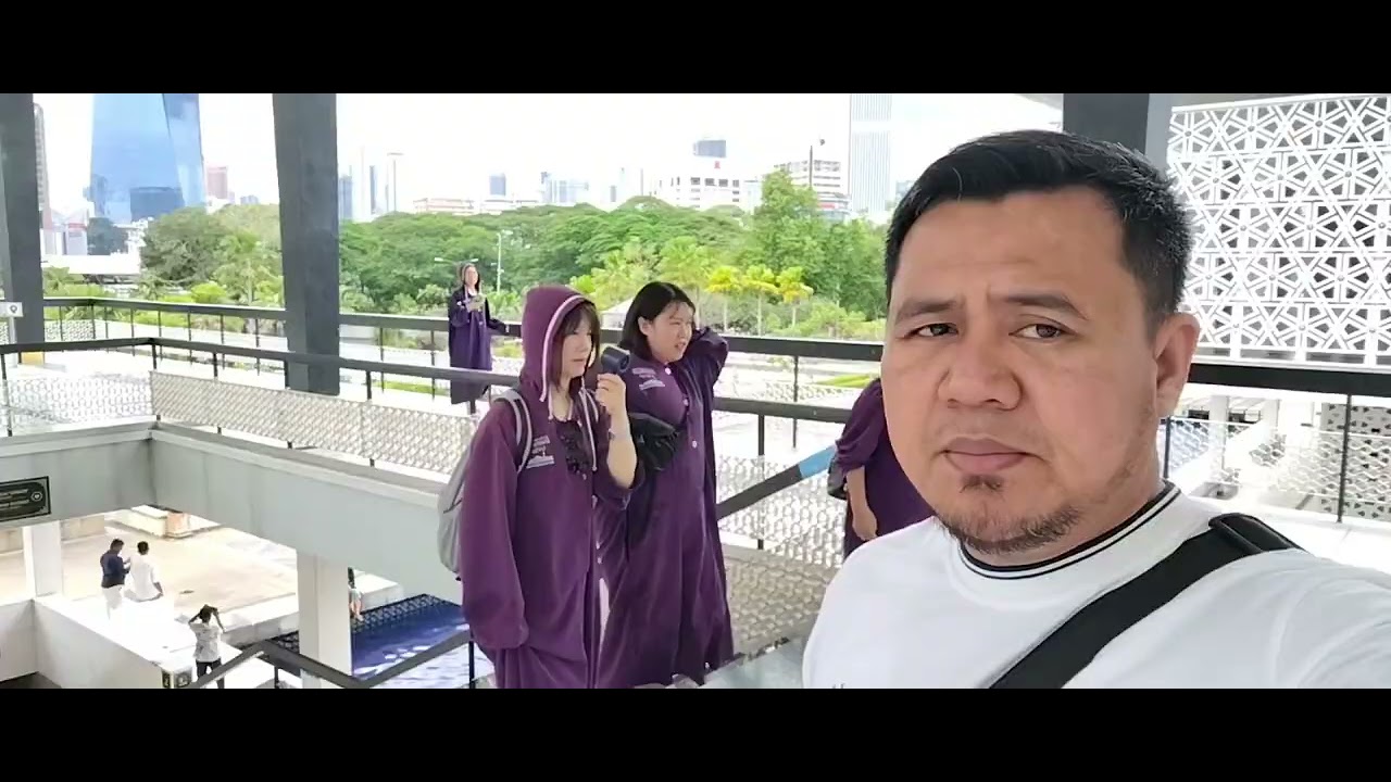 Visiting Negara Grand Masjid at Kuala Lumpur Malaysia