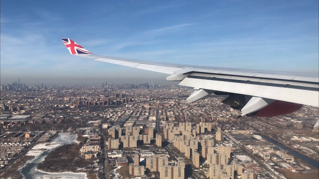 Virgin Atlantic Airbus A340-600 Landing at New York - JFK Airport