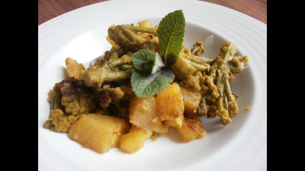 Cavolfiore verde e patate speziati (Green aloo gobi)