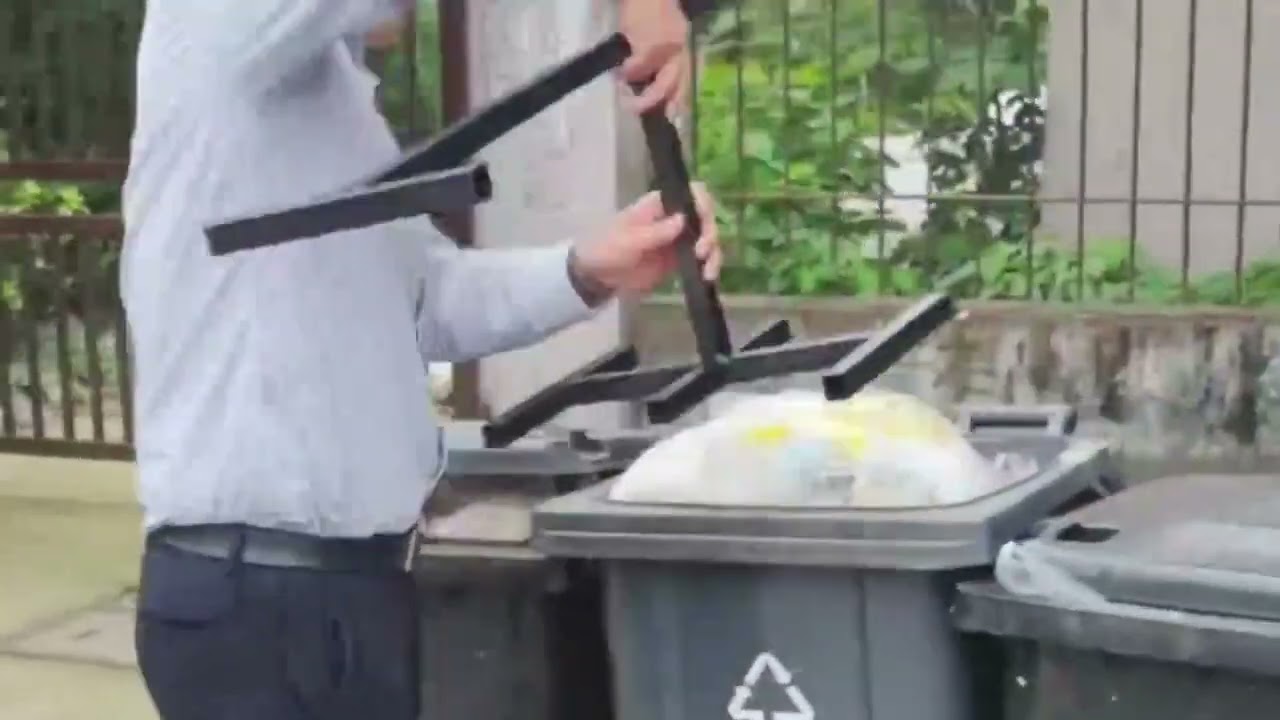 Wheelie Bin Compacter save bins space