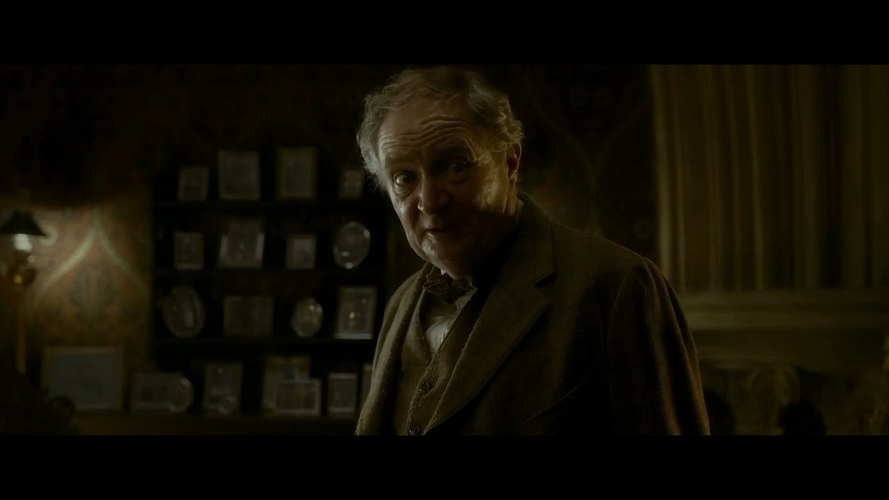 Slughorn's Dinner Party - Hourglass
