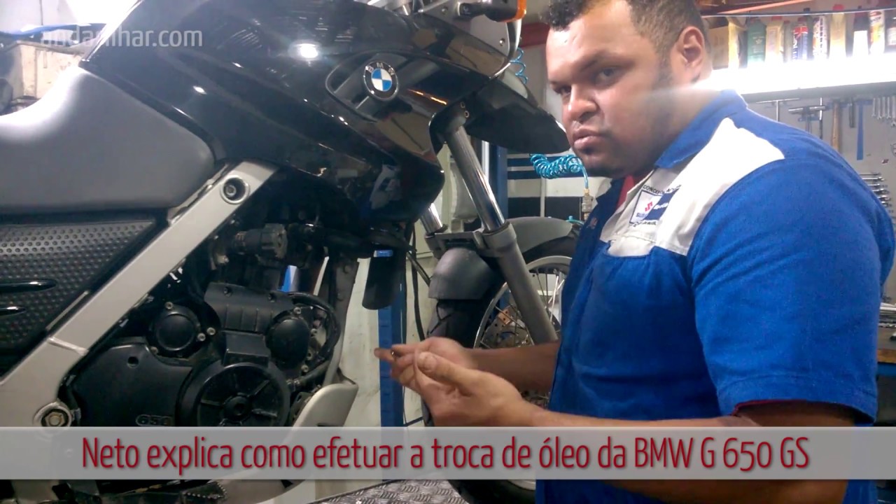 Trocando o óleo do motor da BMW G 650 GS