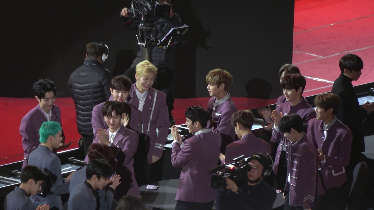 2018.01.25. Wanna One 서울가요대상 대기석(2) 직캠