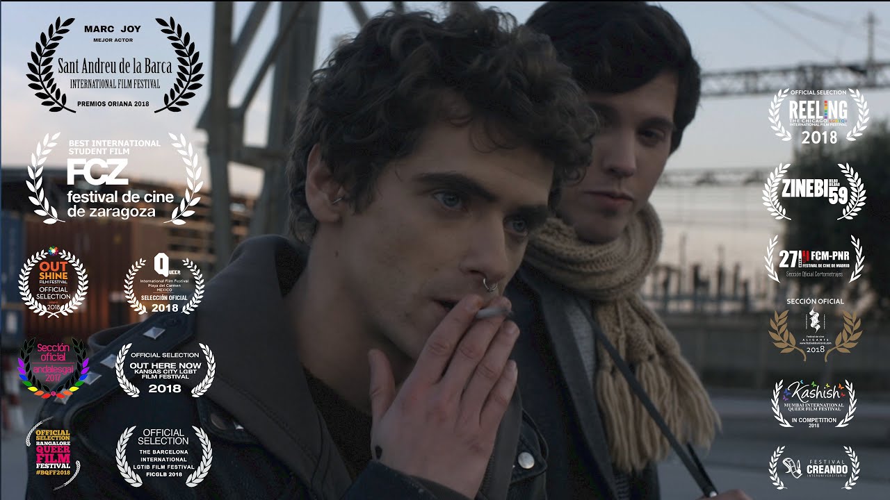 Gay Short Film - Un instante // An Instant (Adrià Guxens, 2017)