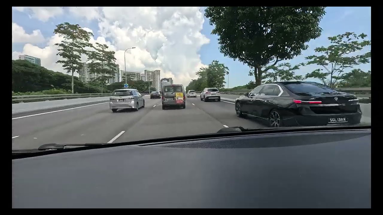 Singapore 🇸🇬 CBD to Changi Airport ✈ Drive (4K) | Real POV City to Airport Route