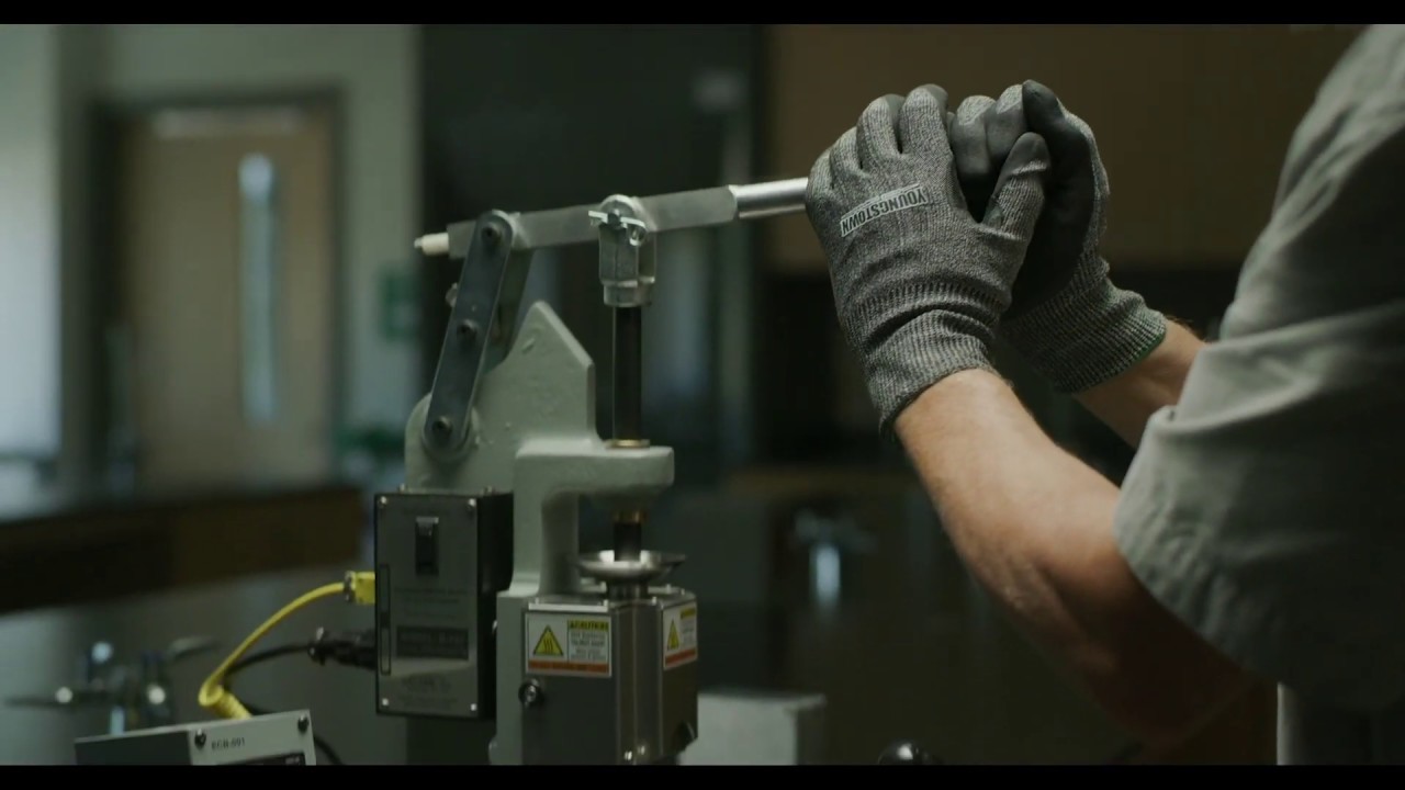 Benchtop Injection Molder - Model B-100