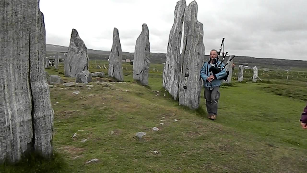 Piper at Callanish