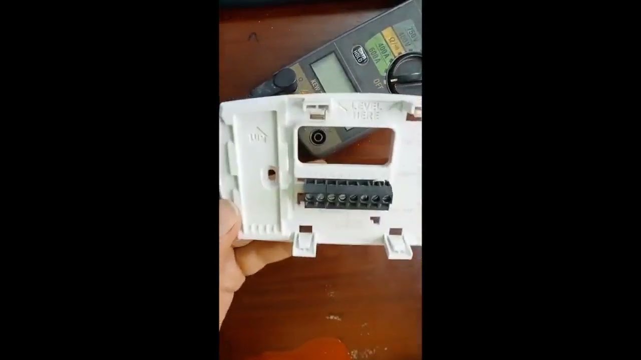 توصيل وفحص ثرموستات وحده تكييف بكدج