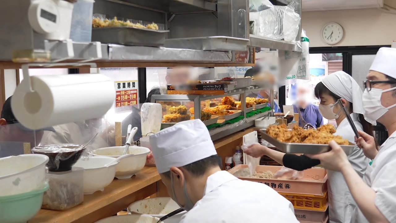 そば谷｜Stand-up soba with jet-black soup that is inundated with orders! Japanese soba restaurant!