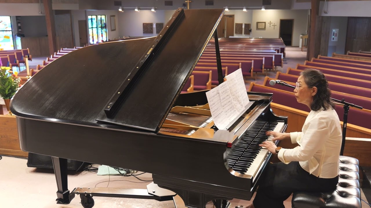 Awesome God Performed by Hee-Sook Kim