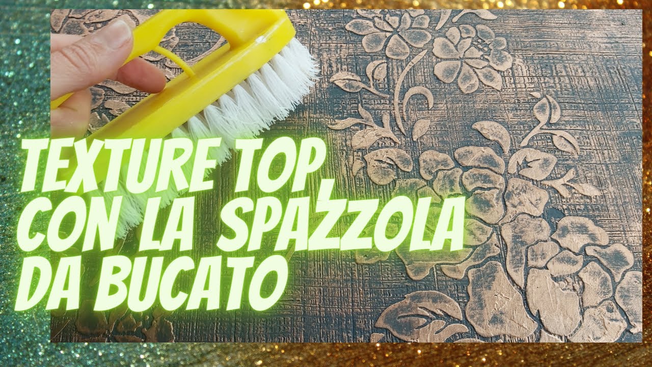 Texture incredibili grazie alla spazzola da bucato. Effetto tessuto su muro e pannello.