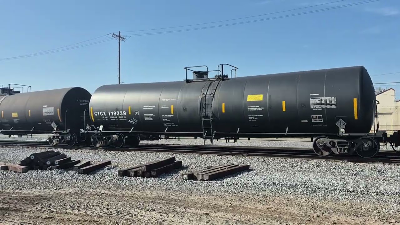BNSF Manifest train passing Sunmaid Diamond Fresno ca